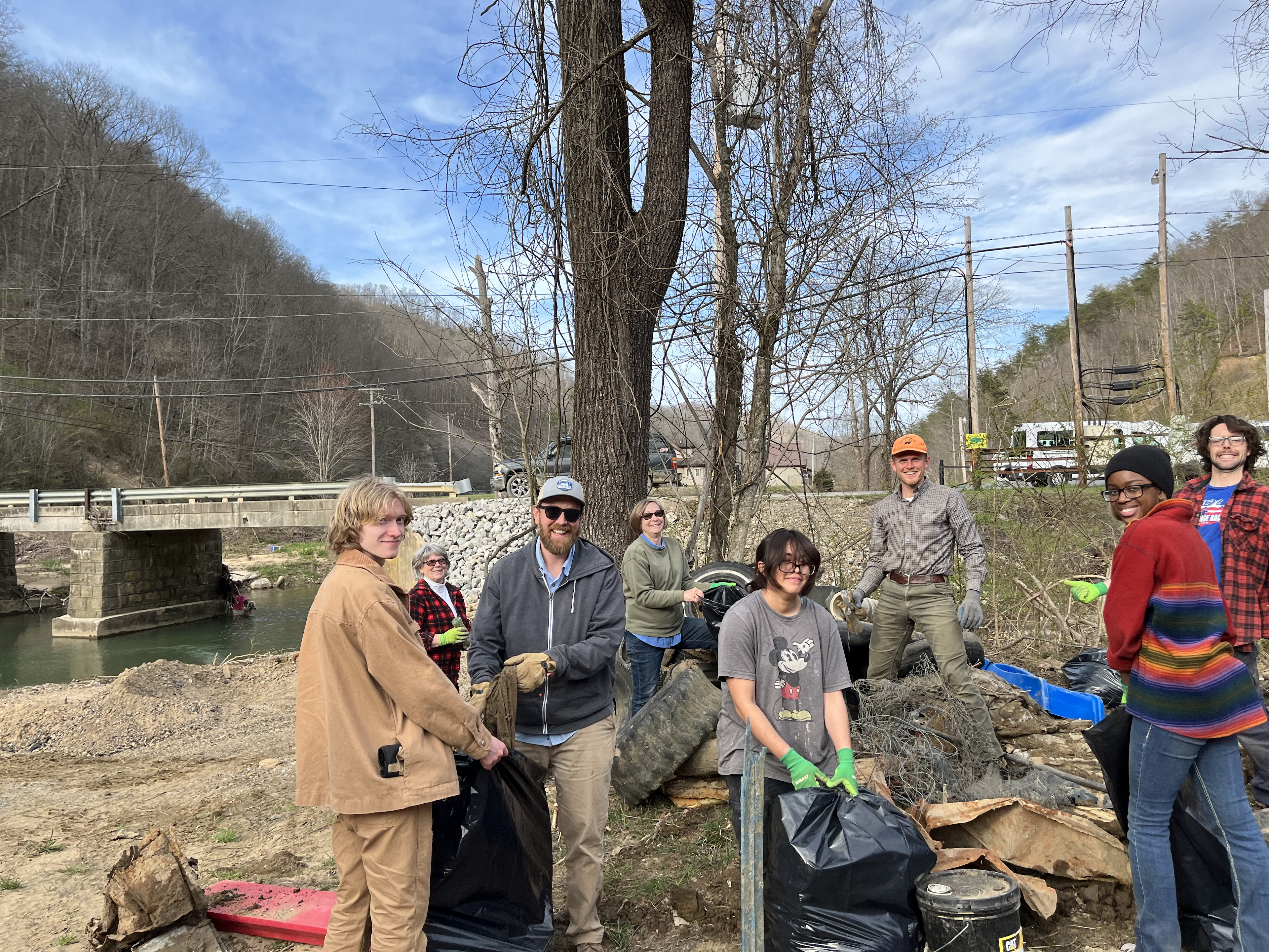 Berea College students and staff help with flood relief